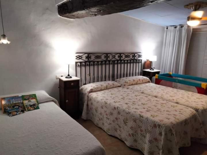 Hostal Los Aromas Villena Zewnętrze zdjęcie