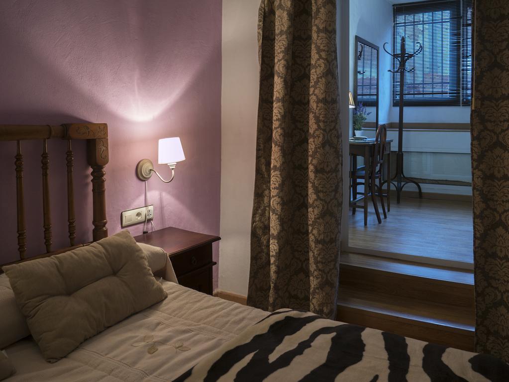 Hostal Los Aromas Villena Zewnętrze zdjęcie