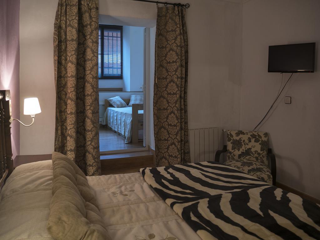 Hostal Los Aromas Villena Zewnętrze zdjęcie